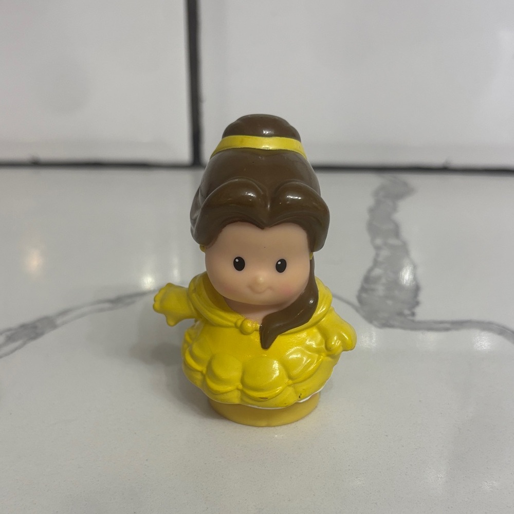 Little People Belle Princess Talker 2012